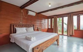 Kanaka Residence